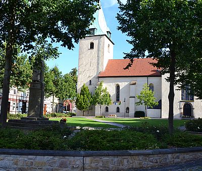 Blick auf die Kirche 